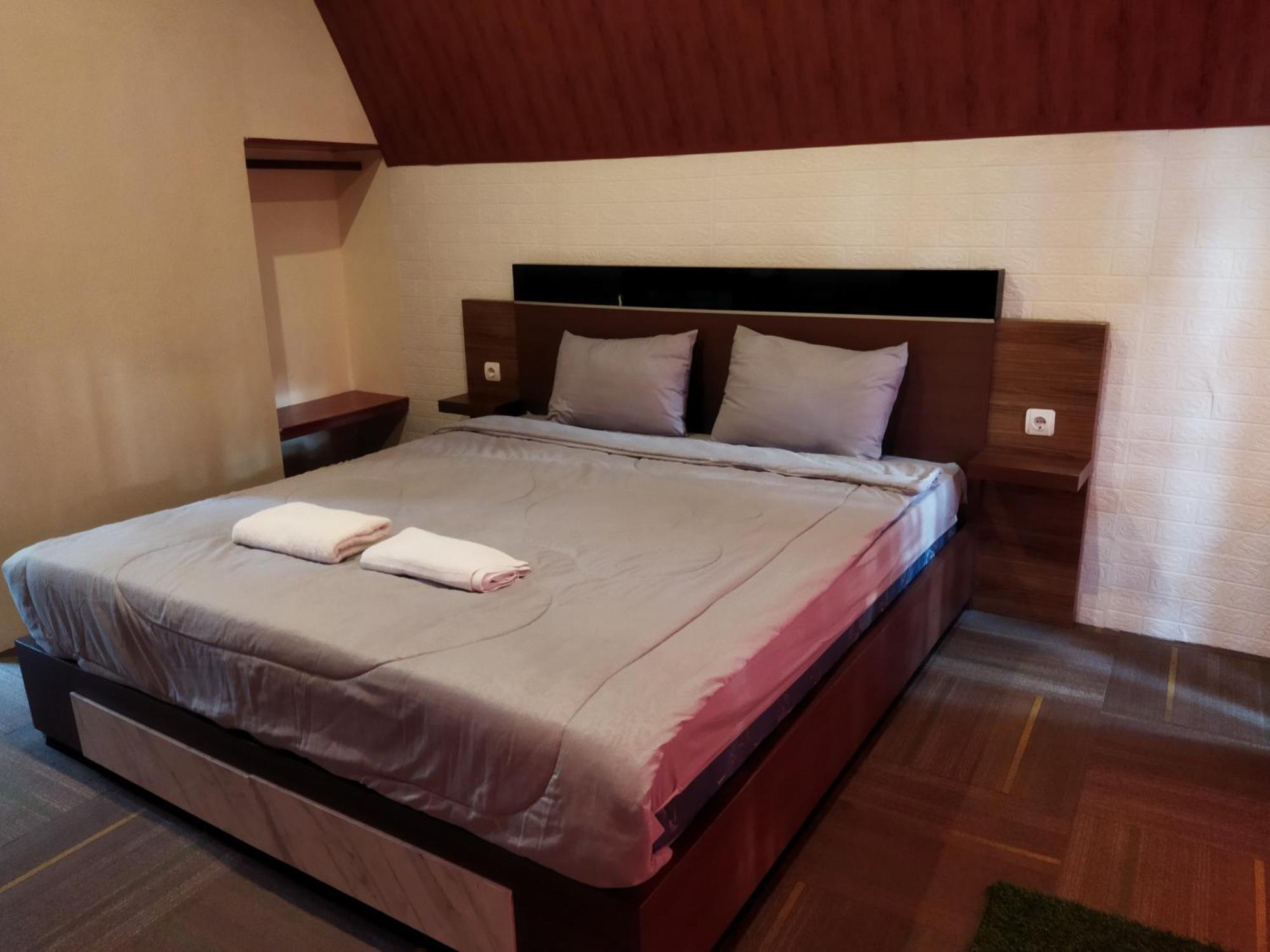 Pijar Resort Powered By Cocotel Kudus Ruang foto